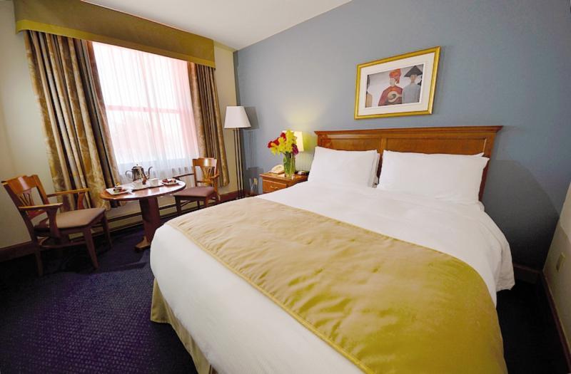 Hotel ตาดูซัก ภายนอก รูปภาพ